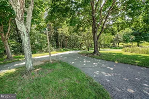 10201 Maxine St, Ellicott City, MD 21042 - Photo 55
