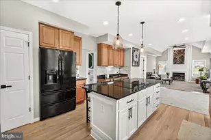 10201 Maxine St, Ellicott City, MD 21042 - Photo 17