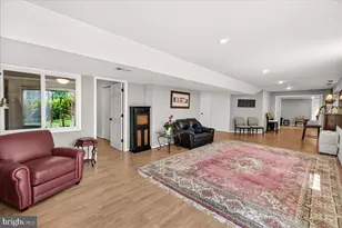 10201 Maxine St, Ellicott City, MD 21042 - Photo 39