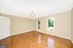 6667 Luster Dr, Highland, MD 20777 - Photo 11
