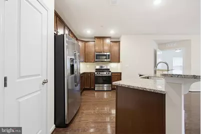 8911 Carls Court #B, Ellicott City, MD 21043 - Photo 5