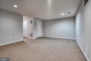 3015 Hockley Mill Dr, Ellicott City, MD 21043 - Photo 5