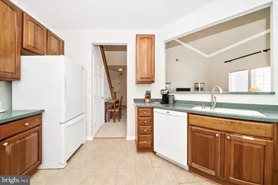 5945 Abrianna Way #L, Elkridge, MD 21075 - Photo 13