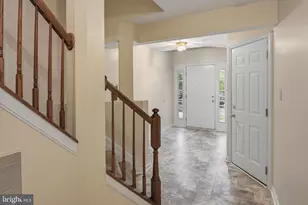 6408 Frothingham Ct, Elkridge, MD 21075 - Photo 5