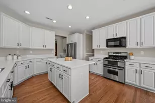 2156 Grant Farm Ct, Marriottsville, MD 21104 - Photo 9