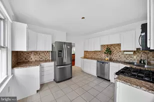 8615 Ridge Rd, Ellicott City, MD 21043 - Photo 11
