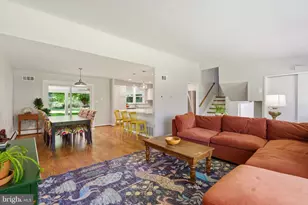 2701 Brinkleigh Dr, Ellicott City, MD 21042 - Photo 9