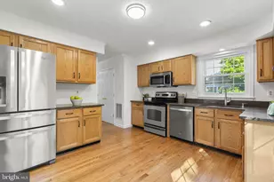 6649 Huntshire Dr, Elkridge, MD 21075 - Photo 15