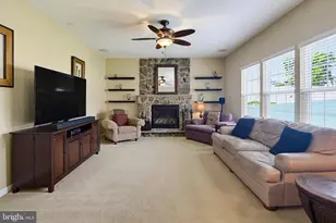 4932 Pale Morning Dun Rd, Elkridge, MD 21075 - Photo 3