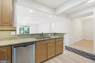 8511 Coltrane Ct, Ellicott City, MD 21043 - Photo 13