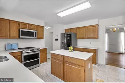 8201 Sandy Stream Road, Laurel, MD 20723 - Photo 5