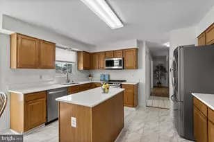 8201 Sandy Stream Rd, Laurel, MD 20723 - Photo 3