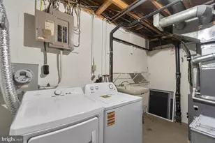 8858 Blade Green Ln, Columbia, MD 21045 - Photo 23
