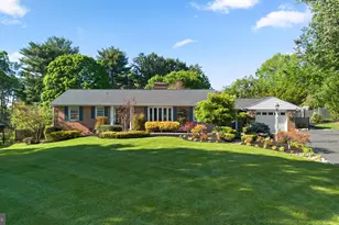 9006 Crestleigh Rd, Ellicott City, MD 21042 - Photo 1