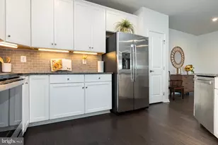 8980 Carls Ct, Ellicott City, MD 21043 - Photo 23