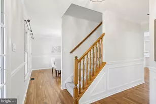 3317 Royal Oak Ct, Ellicott City, MD 21043 - Photo 3
