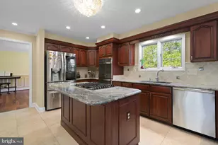 10211 Brightstone Pl, Ellicott City, MD 21042 - Photo 13