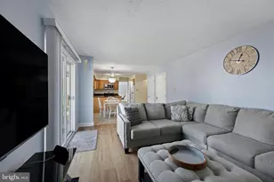 6330 Hanover Crossing Way, Hanover, MD 21076 - Photo 9