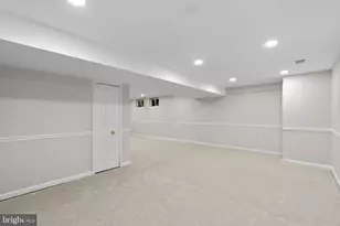 9909 Springfield Dr, Ellicott City, MD 21042 - Photo 37