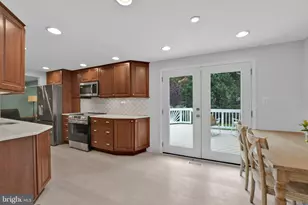6916 Deerpasture, Columbia, MD 21045 - Photo 7