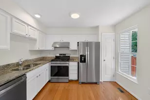 8807 Ashberry Ct, Laurel, MD 20723 - Photo 7