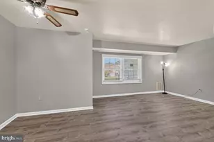 9220 Bridle Path Ln, Laurel, MD 20723 - Photo 3