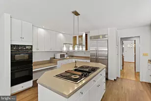 12624 Golden Oak Dr, Ellicott City, MD 21042 - Photo 9
