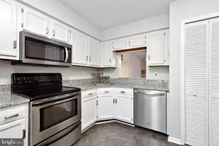 9525 Clocktower Ln, Columbia, MD 21046 - Photo 5