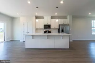 8100 Primrose Ln, Laurel, MD 20723 - Photo 23