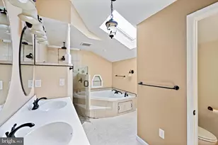 9933 Evergreen Ave, Columbia, MD 21046 - Photo 13