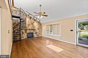 9933 Evergreen Ave, Columbia, MD 21046 - Photo 3