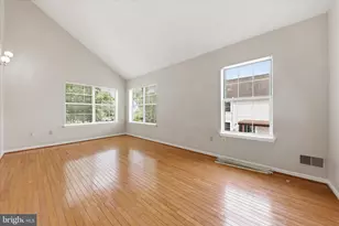 8545 Harvest View Ct, Ellicott City, MD 21043 - Photo 23