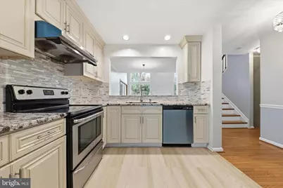 8545 Harvest View Court, Ellicott City, MD 21043 - Photo 5