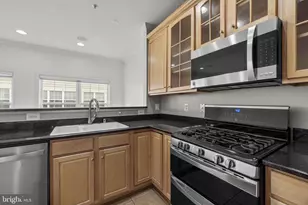 10228 Rutland Round Rd, Columbia, MD 21044 - Photo 13