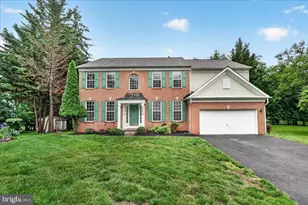 9938 Timberknoll Ln, Ellicott City, MD 21042 - Photo 1