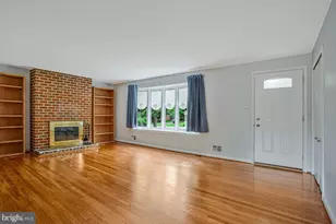 6721 Pine Dr, Columbia, MD 21046 - Photo 5
