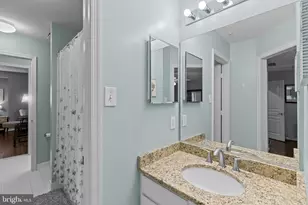7246 Pebble Creek Dr, Elkridge, MD 21075 - Photo 37