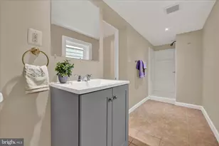 8511 Frederick Rd, Ellicott City, MD 21043 - Photo 25