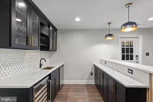 9610 Patuxent Overlook Dr, Laurel, MD 20723 - Photo 29