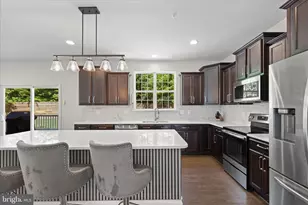 9610 Patuxent Overlook Dr, Laurel, MD 20723 - Photo 11
