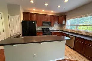 10292 Chestnut Park Ln, Columbia, MD 21044 - Photo 5