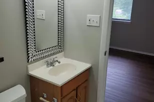 7381 Hickory Log Cir, Columbia, MD 21045 - Photo 9