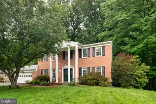 5076 Lake Cir W, Columbia, MD 21044 - Photo 3