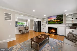 3906 Foxhill Dr, Ellicott City, MD 21042 - Photo 17