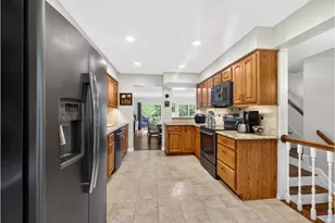 7347 Swan Point Way, Columbia, MD 21045 - Photo 13