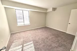 9653 White Acre Rd, Columbia, MD 21045 - Photo 11