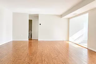 9653 White Acre Rd, Columbia, MD 21045 - Photo 5