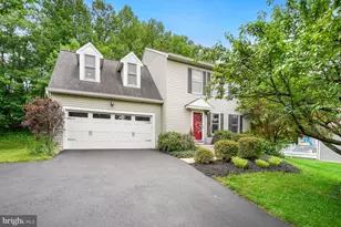 6093 Adcock Ln, Hanover, MD 21076 - Photo 3