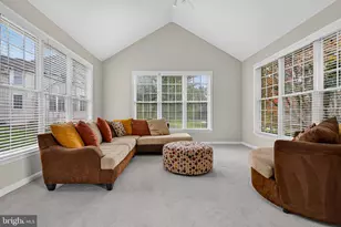 11171 Willow Green Way W, Marriottsville, MD 21104 - Photo 9