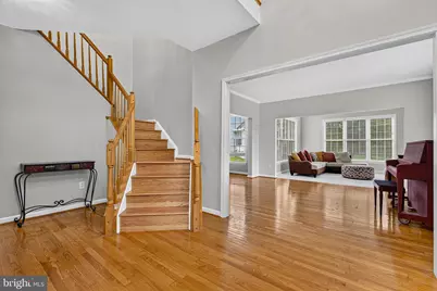 11171 Willow Green Way W, Marriottsville, MD 21104 - Photo 5
